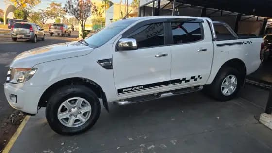 Carro 2.5 XLT 4X2 CD 16V FLEX 4P MANUAL