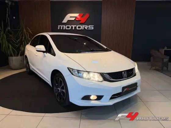 Carro 2.0 LXR 16V FLEX 4P AUTOMÁTICO