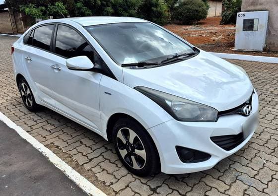 Carro 1.6 COMFORT PLUS 16V FLEX 4P AUTOMÁTICO