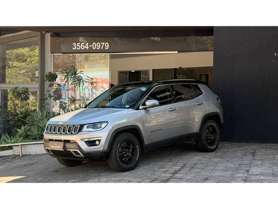 Carro 2.0 16V DIESEL LIMITED 4X4 AUTOMÁTICO