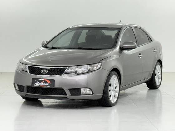 Carro 1.6 E.221 SEDAN 16V GASOLINA 4P AUTOMÁTICO