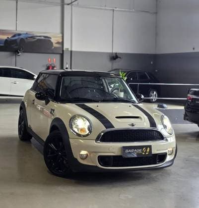 Carro 1.6 S 16V TURBO GASOLINA 2P AUTOMÁTICO