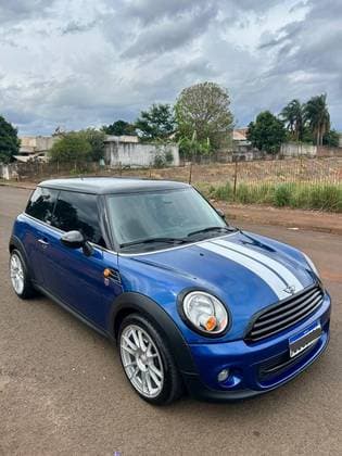 Carro 1.6 16V GASOLINA 2P AUTOMÁTICO