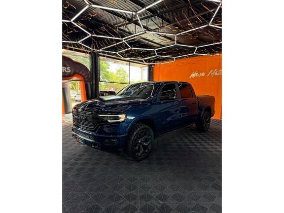 Carro 5.7 V8 GASOLINA LIMITED NIGHT EDITION CD 4X4 AUTOMÁTICO