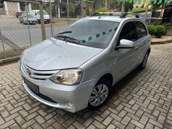 Carro 1.5 XS 16V FLEX 4P MANUAL