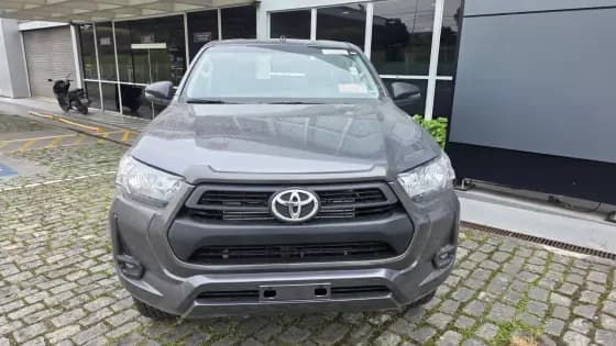 Carro 2.8 D-4D TURBO DIESEL CD SRV 4X4 AUTOMÁTICO