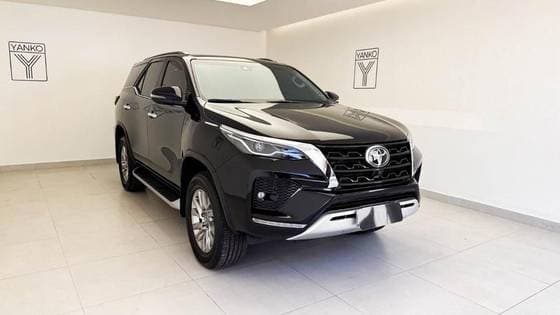 Carro 2.8 D-4D TURBO DIESEL SRX 4X4 AUTOMÁTICO