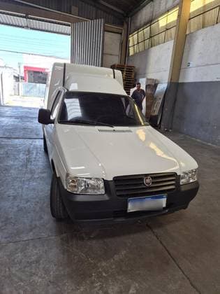 Carro 1.3 FURGÃO 8V GASOLINA 2P MANUAL