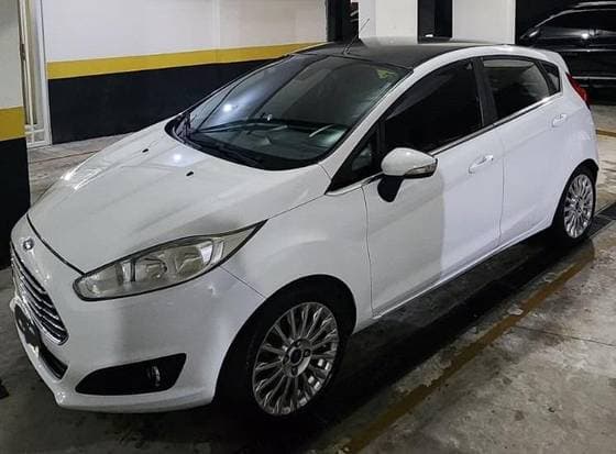 Carro 1.6 TITANIUM HATCH 16V FLEX 4P POWERSHIFT