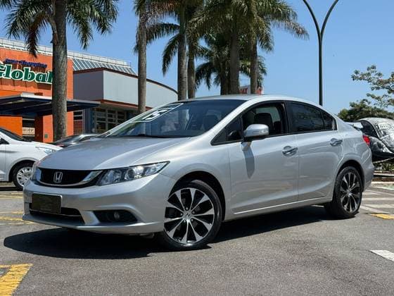 Carro 2.0 LXR 16V FLEX 4P AUTOMÁTICO