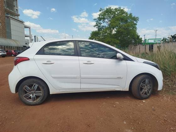 Carro 1.6 COMFORT STYLE 16V FLEX 4P AUTOMÁTICO