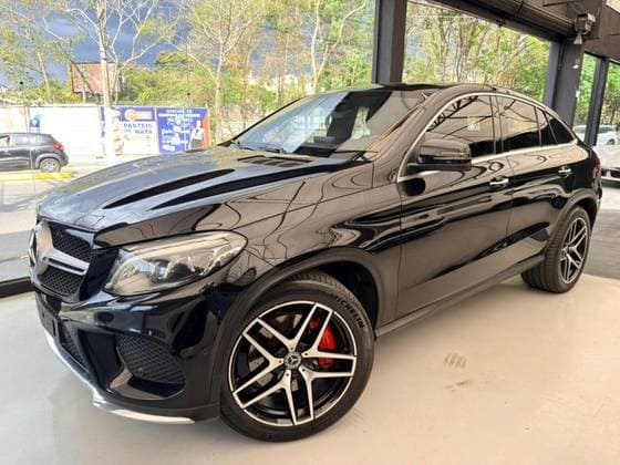 Carro 3.0 V6 GASOLINA HIGHWAY COUPÉ 4MATIC 9G-TRONIC
