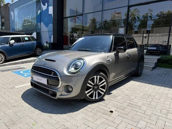 Carro 2.0 16V TWINPOWER GASOLINA S 4P STEPTRONIC