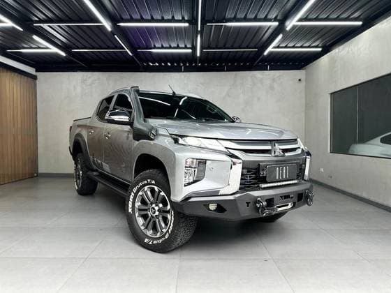 Carro 2.4 16V TURBO DIESEL SPORT HPE-S CD 4P 4X4 AUTOMÁTICO