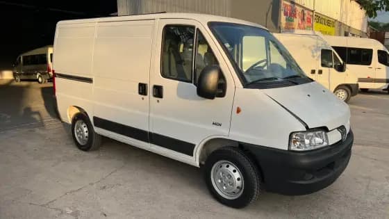 Carro 2.3 HDI 330 FURGÃO CURTO 8V DIESEL 3P MANUAL
