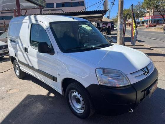 Carro 1.6 FURGÃO 800KG 16V FLEX 3P MANUAL