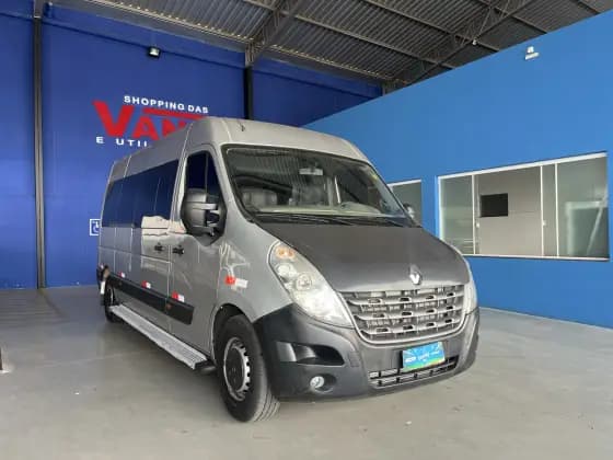 Carro 2.3 DCI DIESEL MINIBUS EXECUTIVE 16L L3H2 3P MANUAL