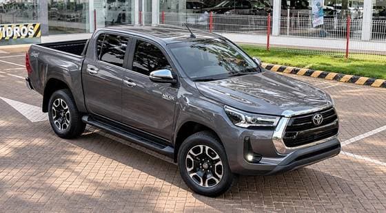 Carro 2.8 D-4D TURBO DIESEL CD SRX 4X4 AUTOMÁTICO
