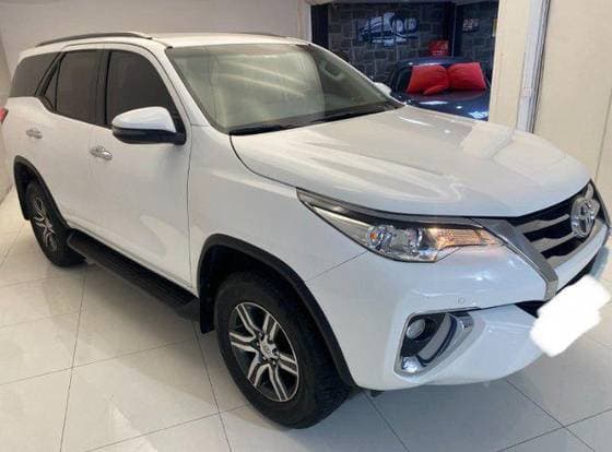 Carro 2.7 SRV 7 LUGARES 4X2 16V FLEX 4P AUTOMÁTICO