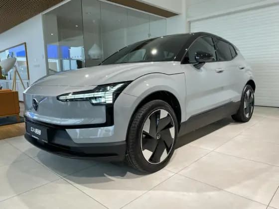 Carro 51 KW ELÉTRICO PLUS