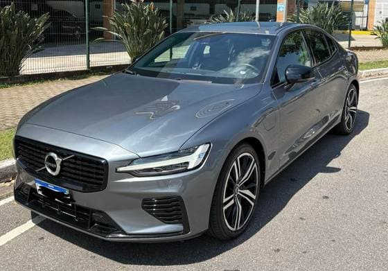 Carro 2.0 T8 R-DESIGN HÍBRIDO 4P AUTOMÁTICO