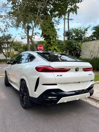Carro 3.0 TWINPOWER GASOLINA XDRIVE40I M SPORT AUTOMÁTICO