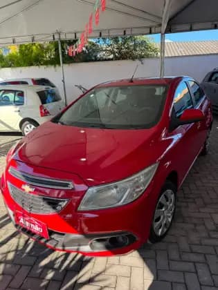 Carro 1.0 MPFI LS 8V FLEX 4P MANUAL