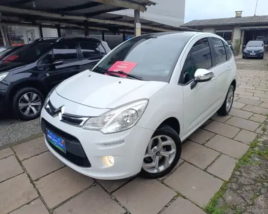 Carro 1.6 EXCLUSIVE 16V FLEX 4P AUTOMÁTICO