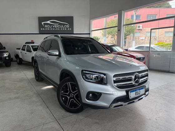 Carro 1.3 CGI GASOLINA PROGRESSIVE 7G-DCT