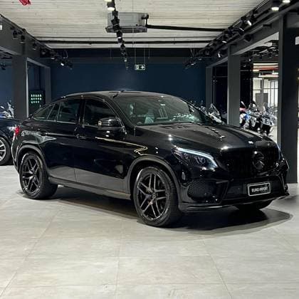 Carro 3.0 V6 GASOLINA HIGHWAY COUPÉ 4MATIC 9G-TRONIC