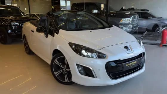 Carro 1.6 16V TURBO GASOLINA 2P AUTOMÁTICO