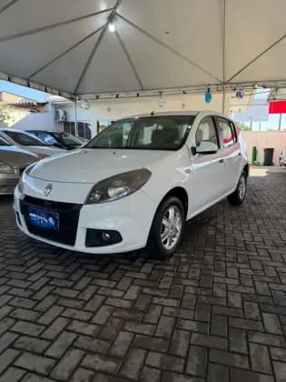 Carro 1.6 EXPRESSION 8V FLEX 4P MANUAL
