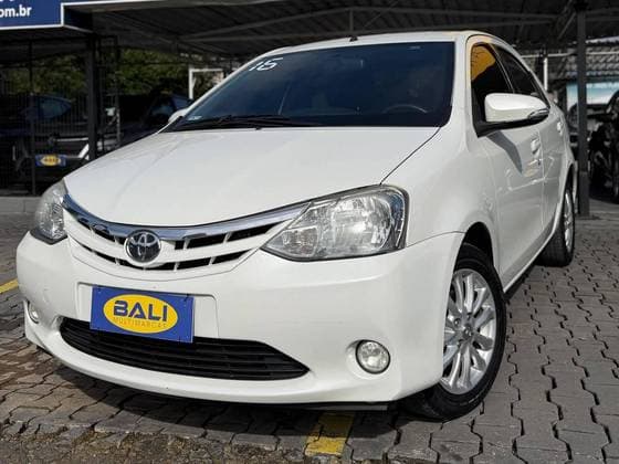 Carro 1.5 XLS SEDAN 16V FLEX 4P MANUAL