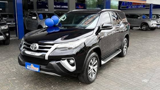 Carro 2.8 SRX DIAMOND 4X4 7 LUGARES 16V TURBO INTERCOOLER DIESEL 4P AUTOMÁTICO
