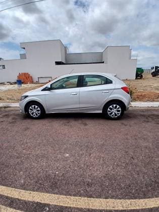 Carro 1.0 MPFI LT 8V FLEX 4P MANUAL