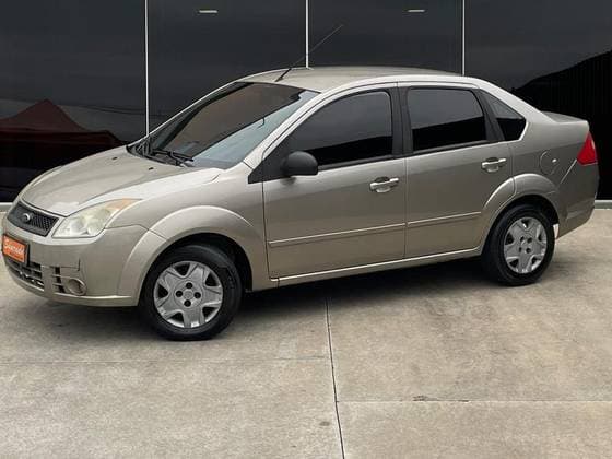 Carro 1.6 MPI SEDAN 8V FLEX 4P MANUAL