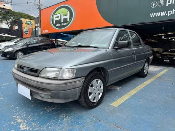 Carro 1.8 LX 8V GASOLINA 4P MANUAL