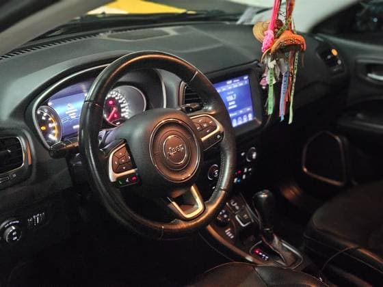 Carro 2.0 16V DIESEL LONGITUDE 4X4 AUTOMÁTICO