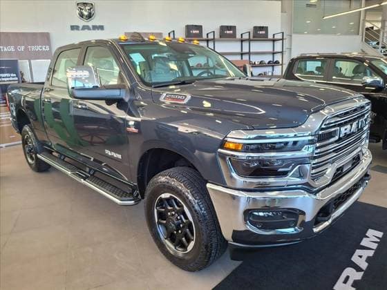 Carro 6.7 I6 TURBO DIESEL LARAMIE CD 4X4 AUTOMÁTICO
