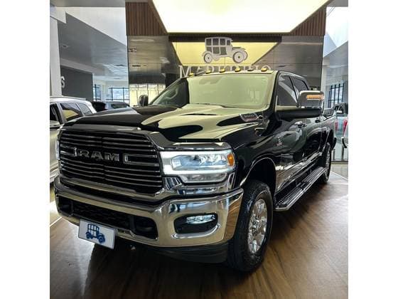 Carro 6.7 I6 TURBO DIESEL LARAMIE CD 4X4 AUTOMÁTICO
