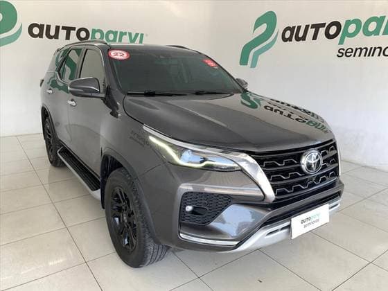 Carro 2.8 D-4D TURBO DIESEL SRX 4X4 AUTOMÁTICO