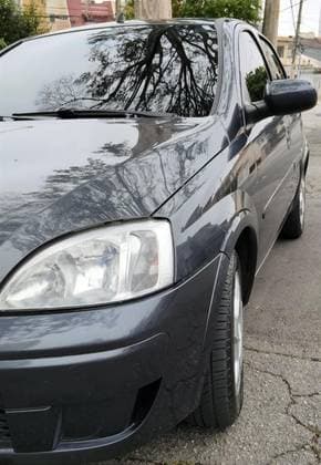 Carro 1.8 MPFI PREMIUM SEDAN 8V FLEX 4P MANUAL