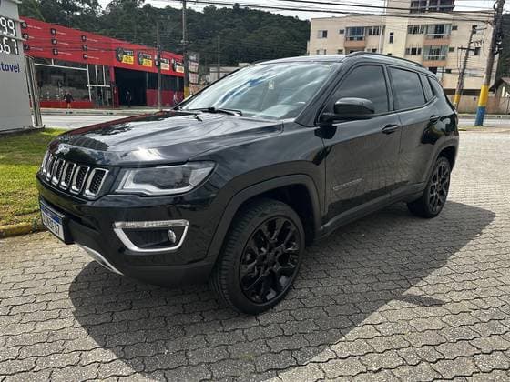 Carro 2.0 16V DIESEL LIMITED 4X4 AUTOMÁTICO