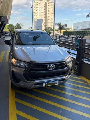 Carro 2.8 D-4D TURBO DIESEL CD SR 4X4 AUTOMÁTICO