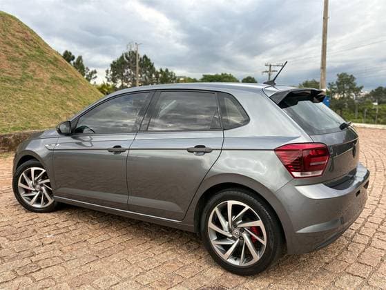 Carro 1.0 200 TSI HIGHLINE AUTOMÁTICO