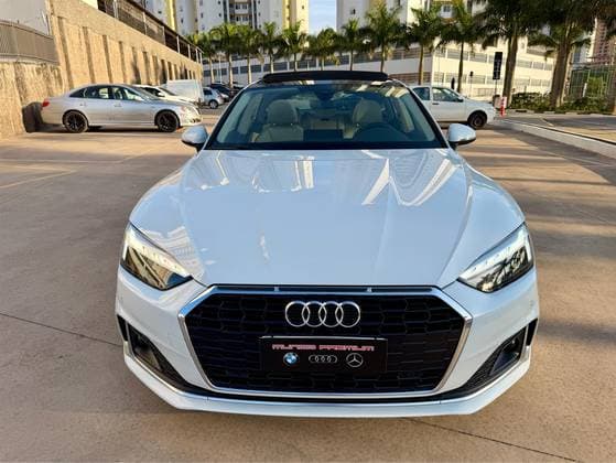 Carro 2.0 TFSI GASOLINA SPORTBACK PRESTIGE PLUS S TRONIC