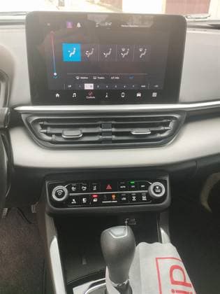 Carro 1.0 TURBO 200 FLEX IMPETUS CVT