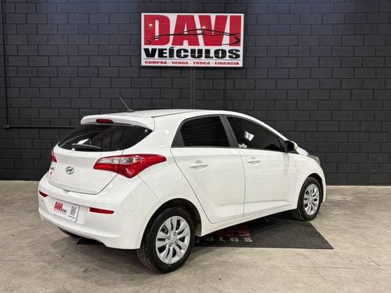 Carro 1.0 COMFORT 12V FLEX 4P MANUAL