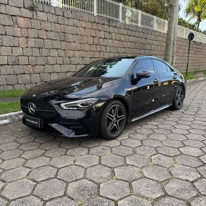 Carro 1.3 MHEV AMG LINE 7G-DCT