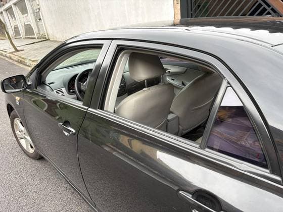 Carro 1.8 GLI 16V FLEX 4P AUTOMÁTICO